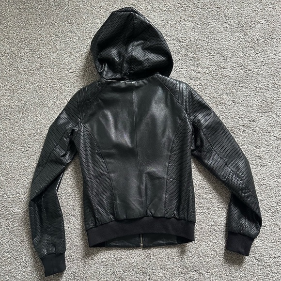 Danier Leather hooded bomber jacket - Picture 2 of 6